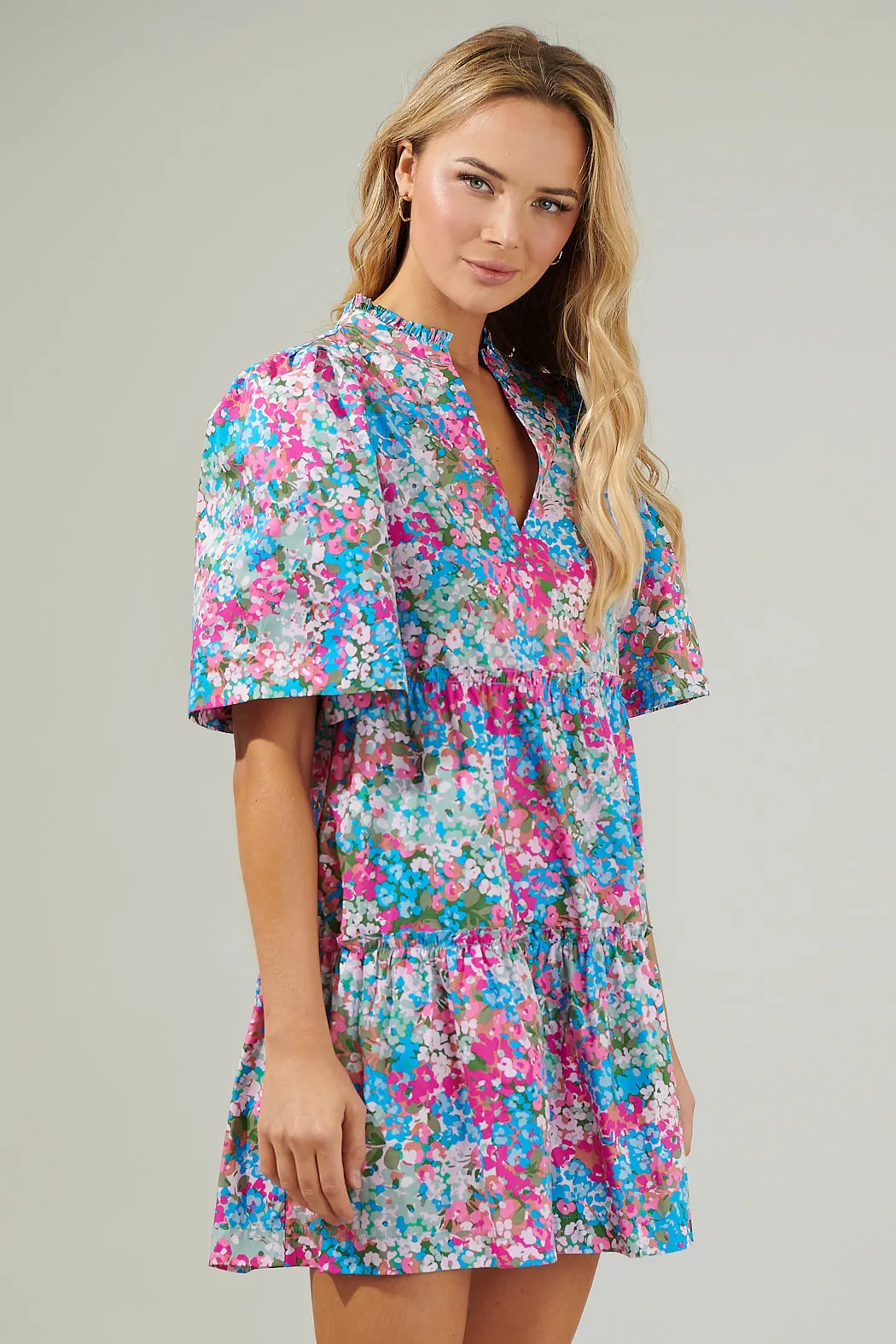 Avery Blossom Dixie Split Neck Shift Dress