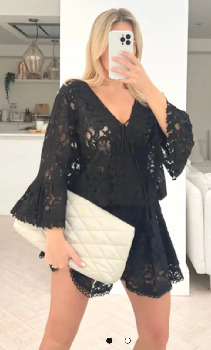 BLACK LACE BLOUSE SHORT COORD SET