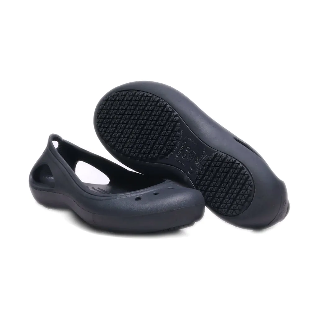 Crocs Flat Sandals Rubber Black Colour For Women