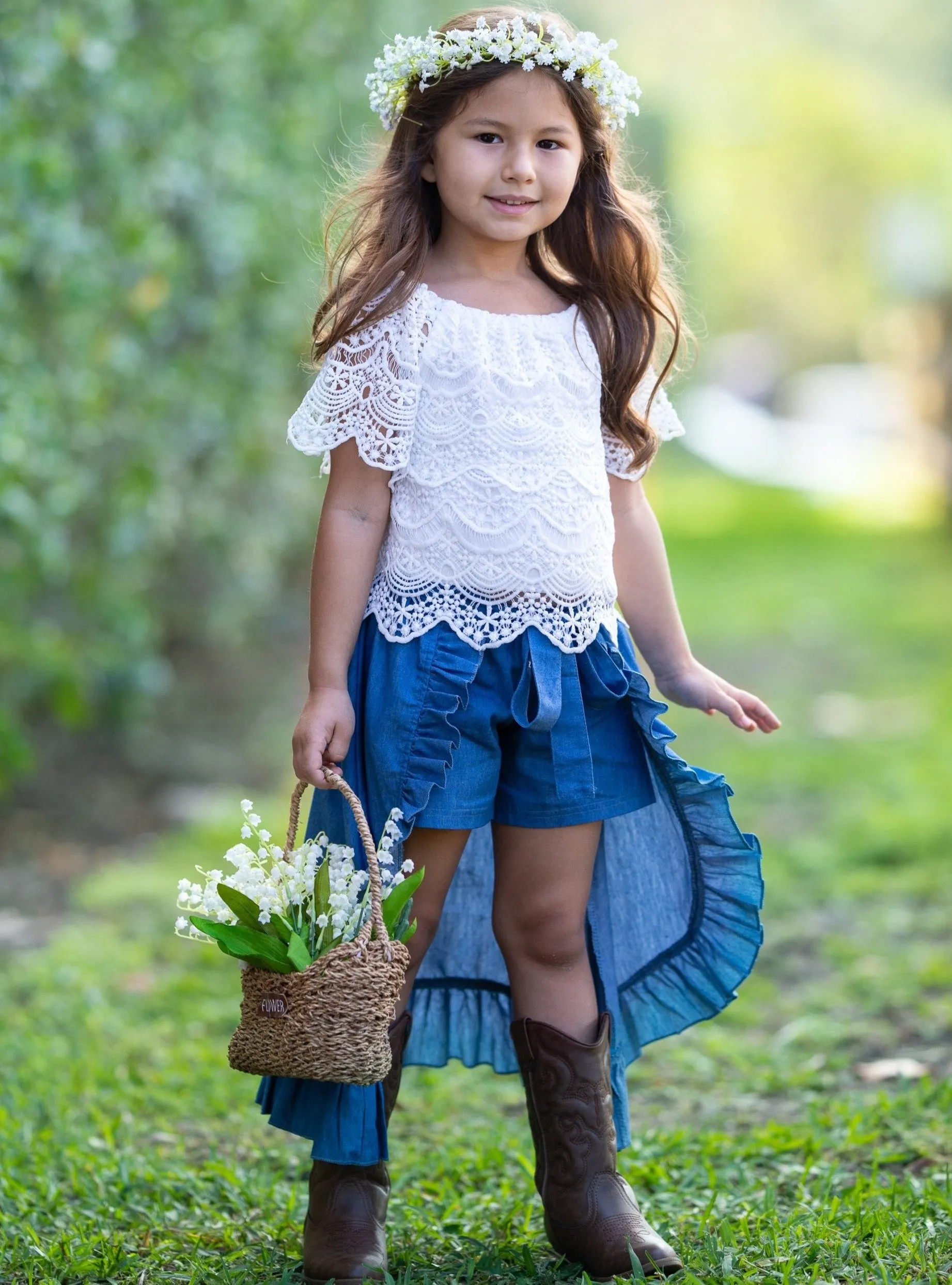 Lots Of Lace Chambray Hi-Low Skirted Shorts Set