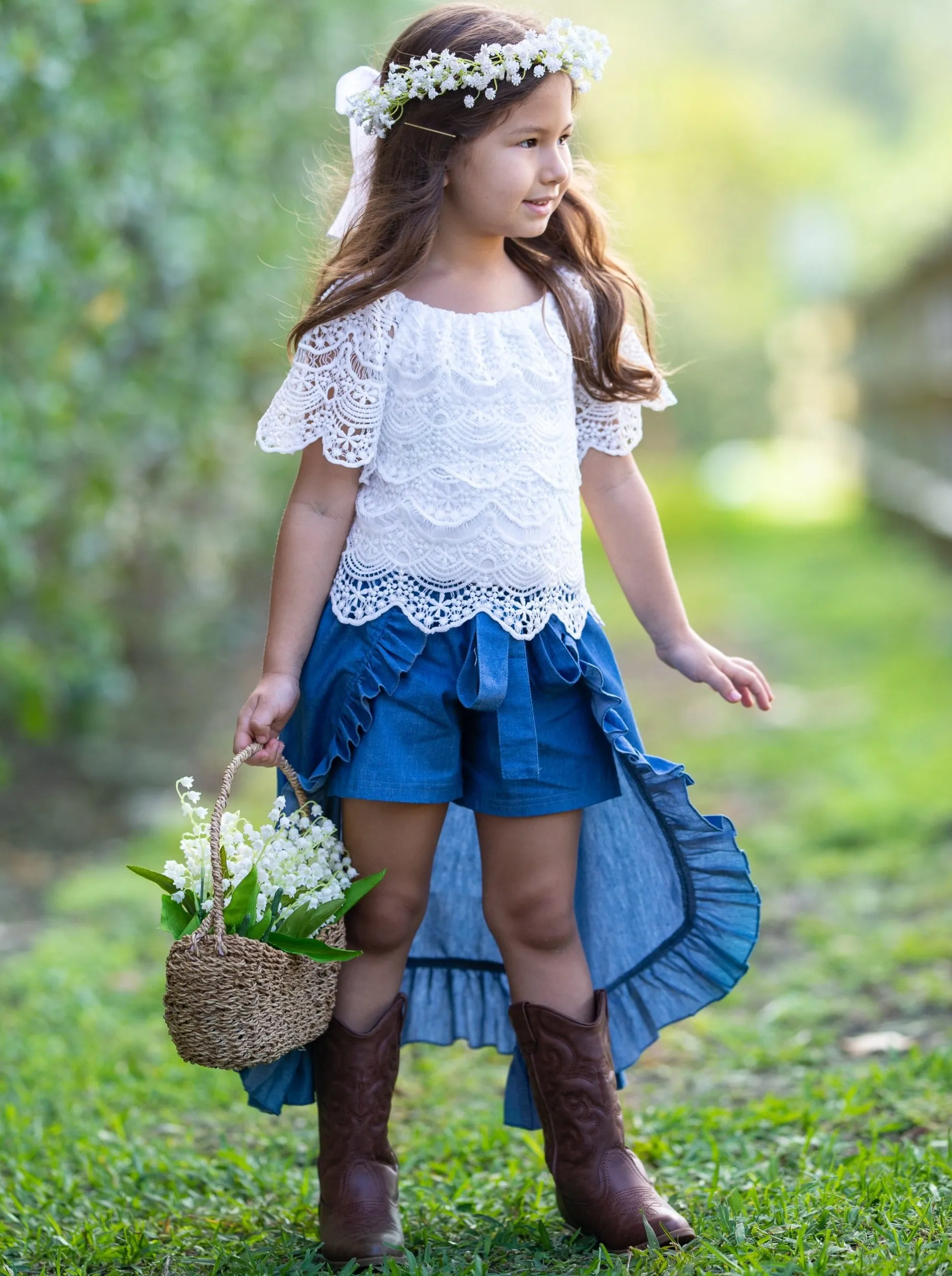 Lots Of Lace Chambray Hi-Low Skirted Shorts Set