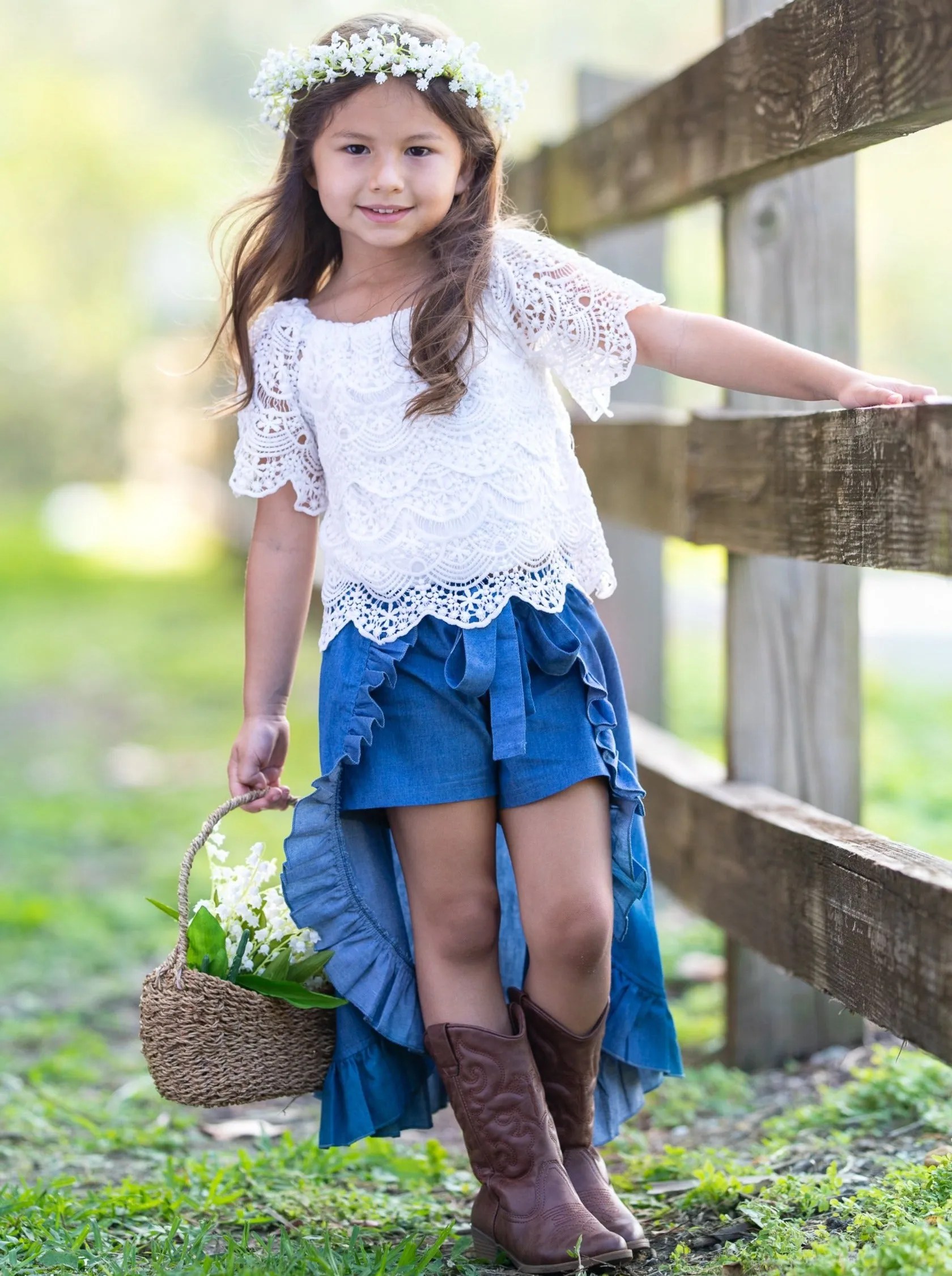 Lots Of Lace Chambray Hi-Low Skirted Shorts Set