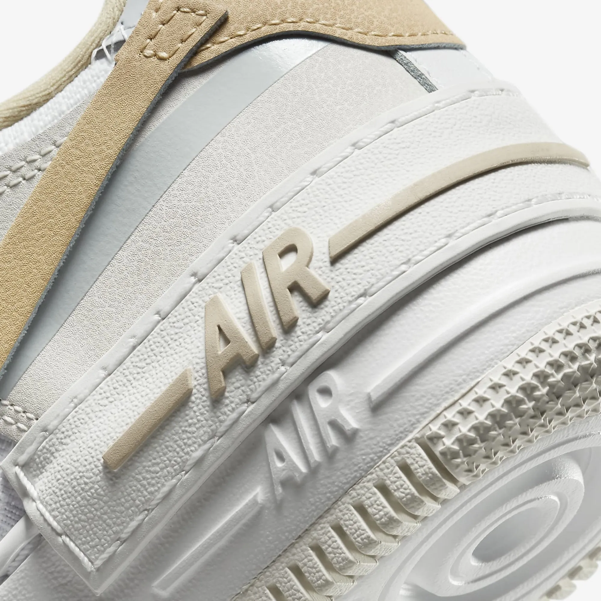 Nike | WMN'S AIR FORCE 1 SHADOW  { SUMMIT WHITE/SESAME-WOLF GREY