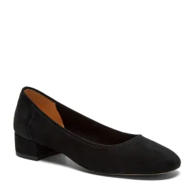 The Round Toe Classic Low Heel Pump in Black Suede