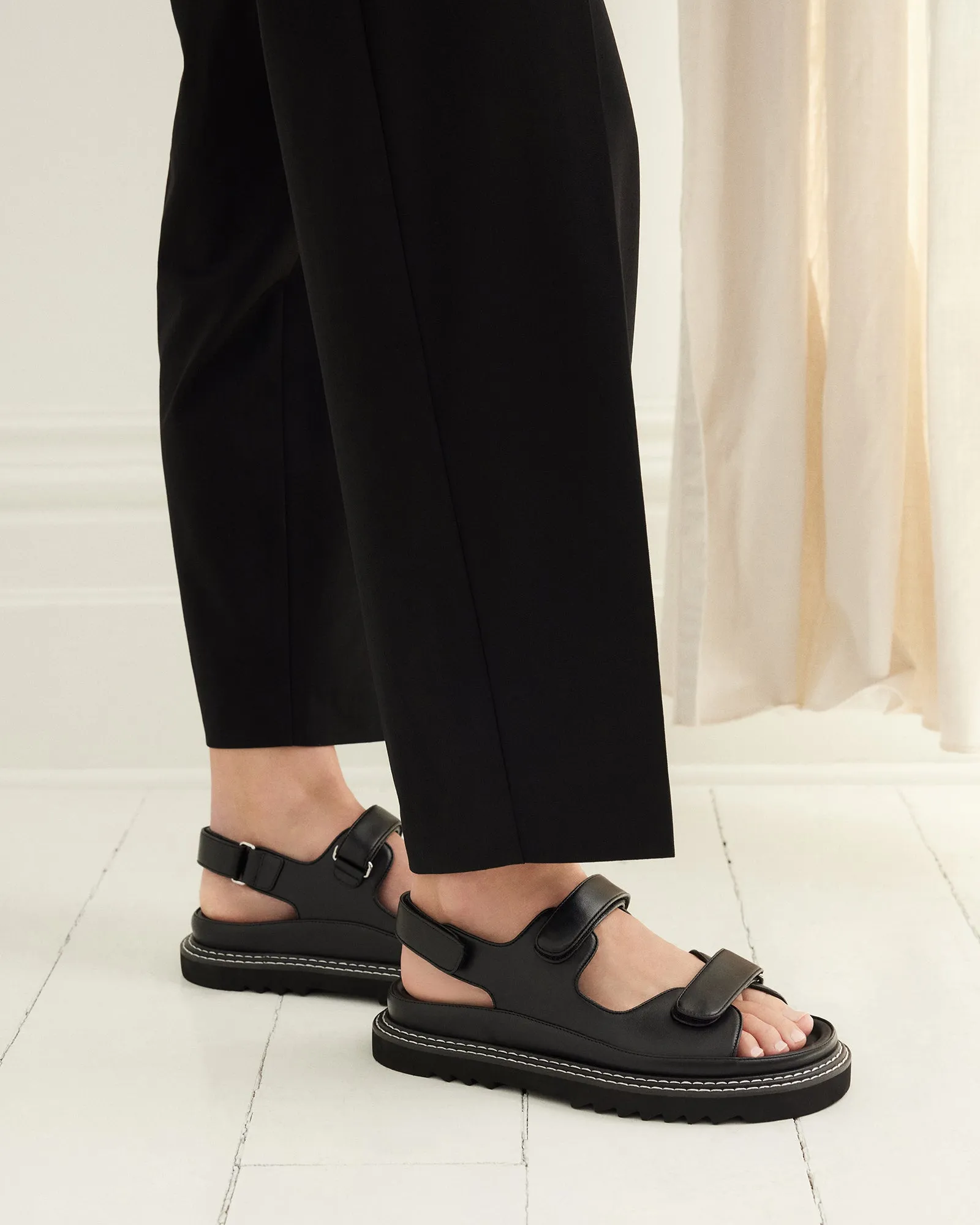 VITO FLAT SANDALS BLACK LEATHER