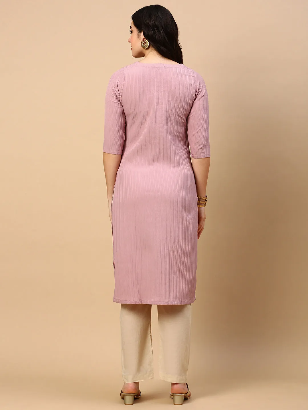 Women Mauve Solid Straight Kurta