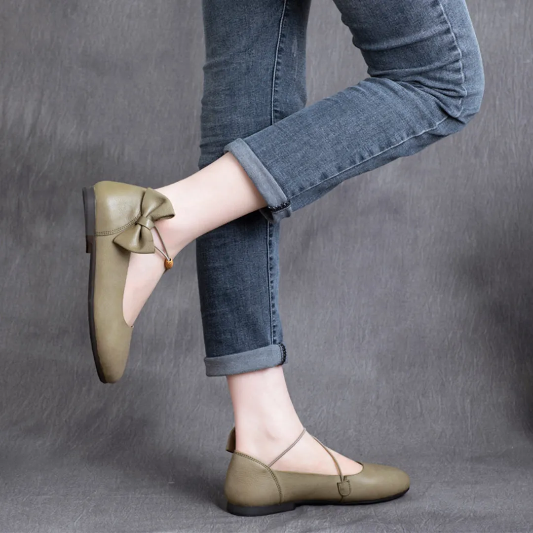 Women Strap Leather Flats With Bowknot