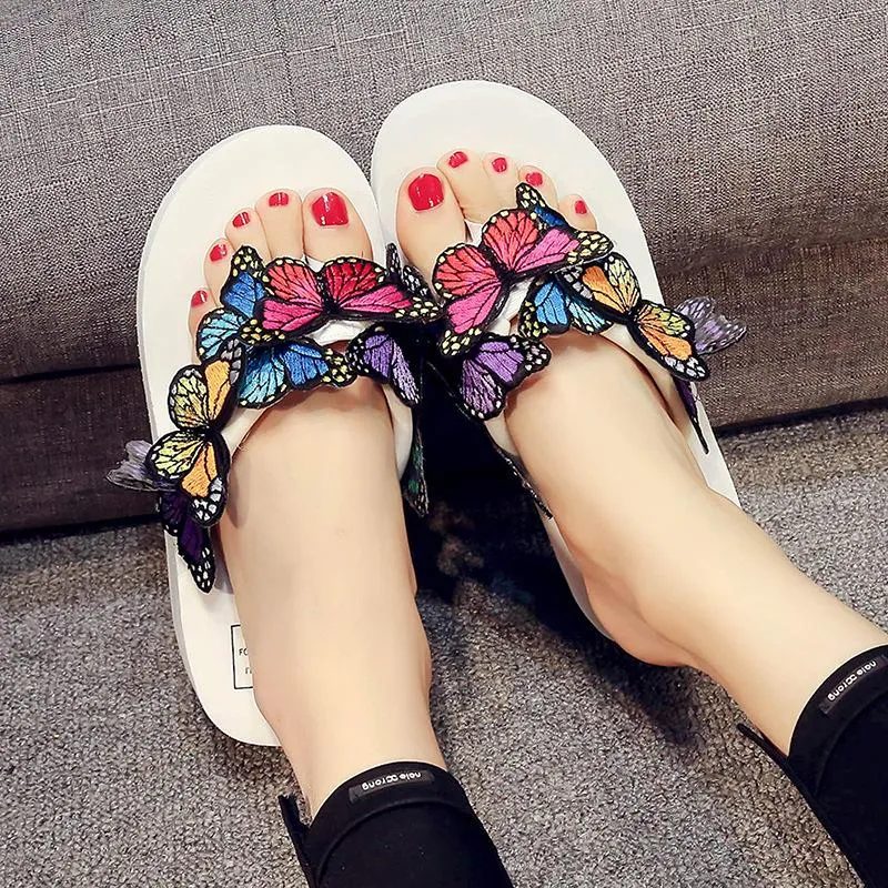 Women's cute butterfly clip toe slides